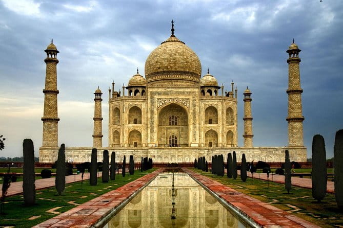 2 Days Overnight Taj Mahal & Agra Tour From Delhi - Shop Stops and Keeping Control of Your Pace