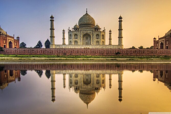 4 Days Golden Triangle Tour - Day 1 Delhi Walkthrough: Jama Masjid, Raj Ghat, Qutub Minar, Humayun’s Tomb