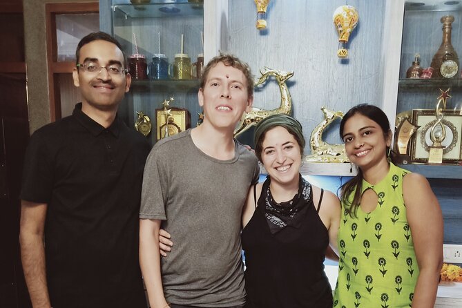 AI Tour - Cook, Talk, Dine & more with locals at their Delhi Home - Wi-Fi, comfort, and small-group dynamics