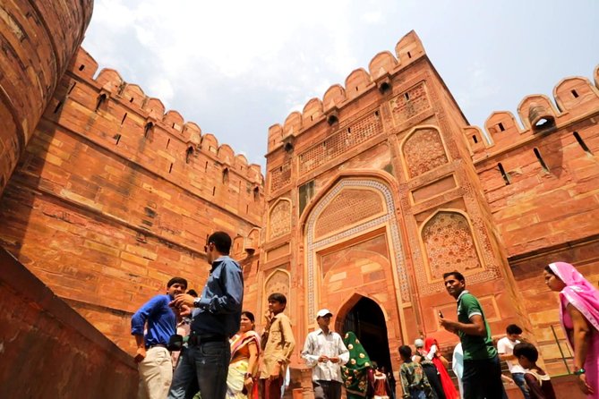 All-Inclusive Private Taj Mahal & Agra Day Trip from Delhi - Shopping in Agra: spend smart on marble inlay, leather, and brass
