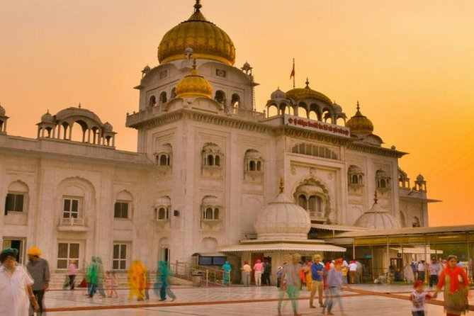 Delhi All Inclusive Half day City Tour With Guide - Old Delhi meets New Delhi in one efficient loop