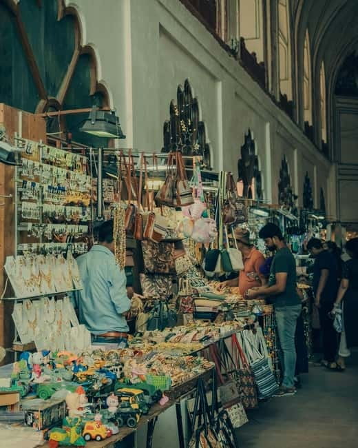 Delhi: Guided Shopping Tour Experience with Female Expert - The 4–8 Hour Rhythm: Pickup, Consult, Markets, Then Done