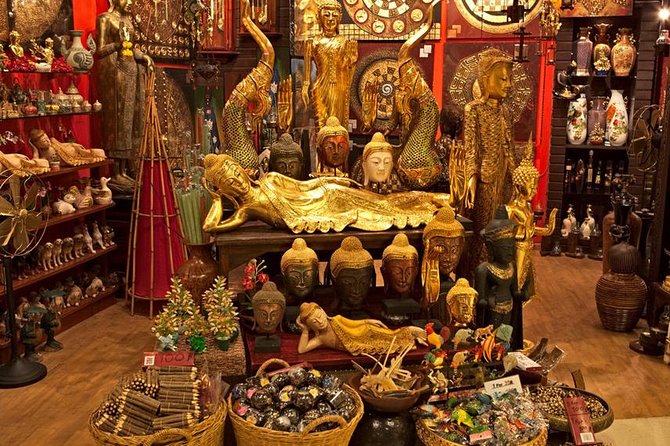 Delhi: Private Half-Day Guided Shopping Tour with Transfer - Indo (Golden Arcade) cottage emporium: carpets, Pashmina, silk, and heritage-style shopping