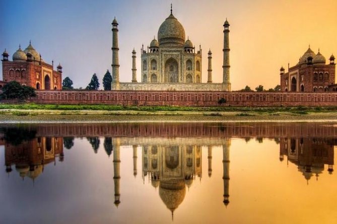 Four-Day Private Luxury Golden Triangle Tour to Agra and Jaipur From New Delhi - The long drive to Agra: comfort is part of the sightseeing