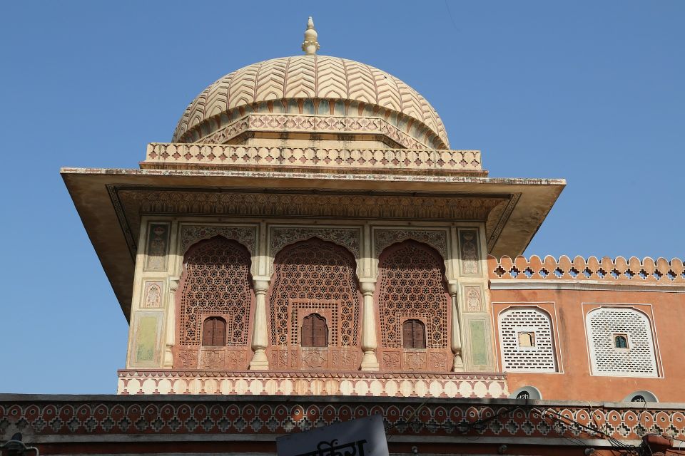 From Delhi: Jaipur Day Trip by Fast Train or Private Car - Amber Fort: Ornate Courtyards and the Moment It Clicks