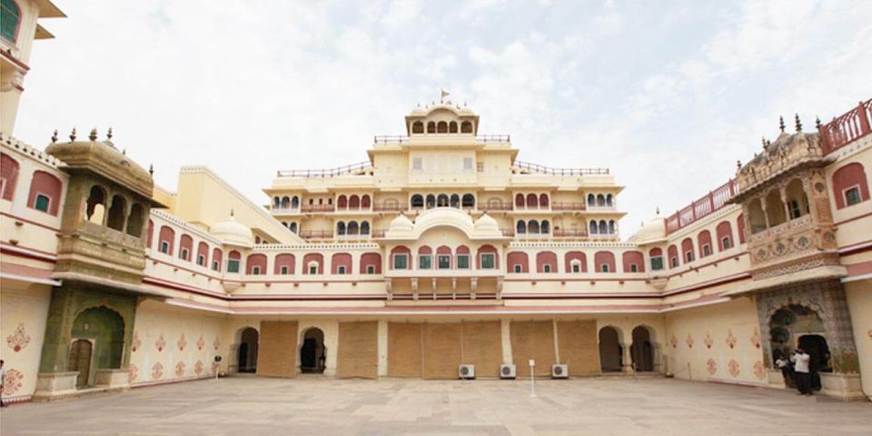 From Delhi: Jaipur Day Trip by Fast Train or Private Car - Price and Logistics: What You’re Paying For (and What You’re Not)