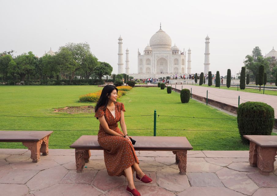 From Delhi: Private Taj Mahal and Agra Tour by Express Train - Lunch at a 5-star Agra hotel without losing the day