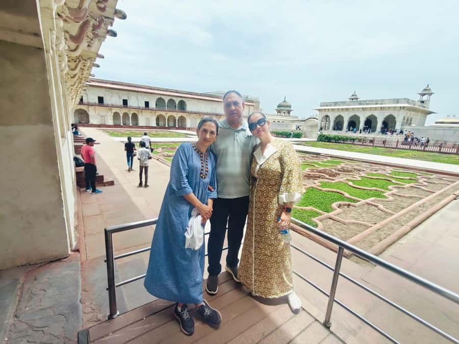 From Delhi: Private Taj Mahal Day Tour with Fast-Track Entry - Agra Fort and Baby Taj: the rest of the Mughal story