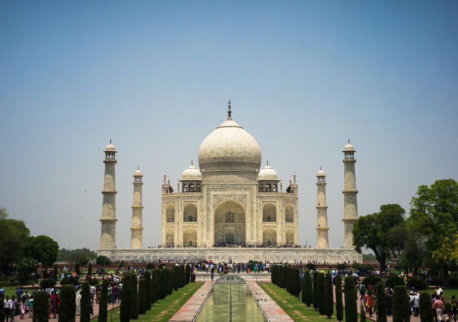 From Delhi: Taj Mahal & Agra Fort Shared Group Tour - Price and logistics: what $22 actually buys you