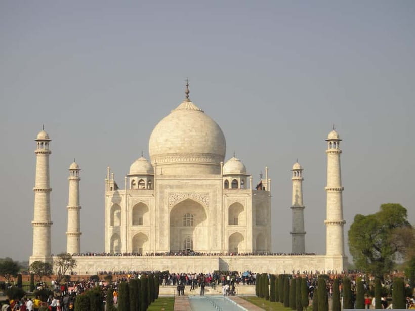 From Delhi: Taj Mahal & Agra Fort Shared Group Tour - Group size and solo traveler feel: where the tour shines