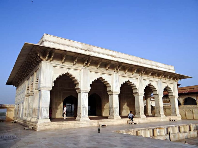 From Delhi: Taj Mahal & Agra Tour with Lunch at Marriott - Private AC Drive From Delhi NCR to Agra: The part you’ll actually feel