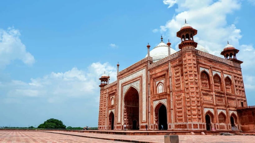 From Delhi: Taj Mahal & Agra Tour with Lunch at Marriott - Agra Fort and the Taj view: Mughal power, plus a smart photo angle