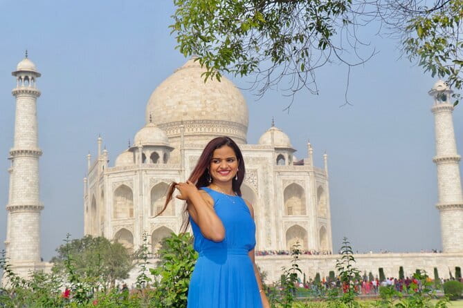 From Delhi: Taj Mahal and Agra City Tour by Car - All Inclusive - Itmad-ud-Daula, the Baby Taj, for calmer details