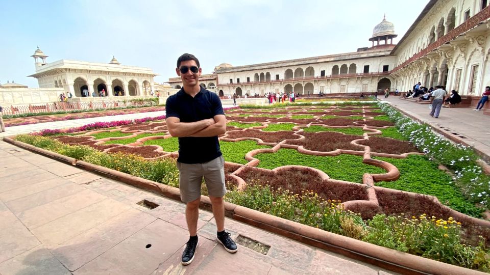From Delhi: Taj Mahal and Agra Day Tour by Super-fast Train - First stop: the Taj Mahal guided visit (about three hours)