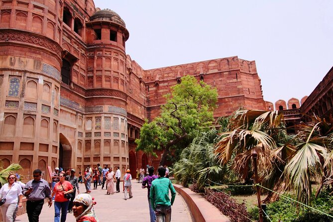 From Delhi: Taj Mahal Sunrise and Agra Fort Private Tour - Agra Fort (UNESCO) After the Taj: Why the Order Works