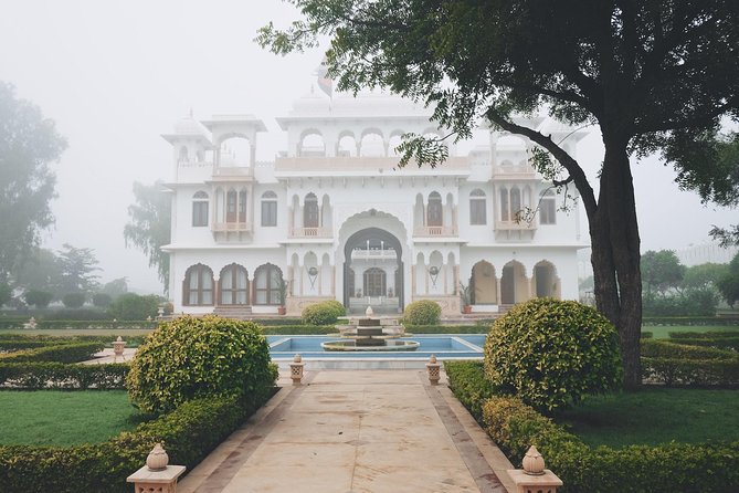 Golden Triangle with Wildlife and Royal Castle Stay - Agra’s Taj Mahal day: classic sights with guide-led context