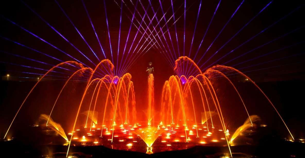 New Delhi: Akshardham Temple Light Show with Custom Add-Ons - The exhibitions and gardens: where the meaning starts