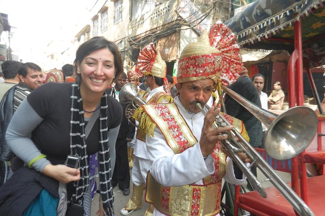 Old Delhi Food, Heritage&Cultural Walk with Rickshaw ride to Masterji Kee Haveli - Food Included: Breakfast, Street Tastings, and Lunch or Dinner