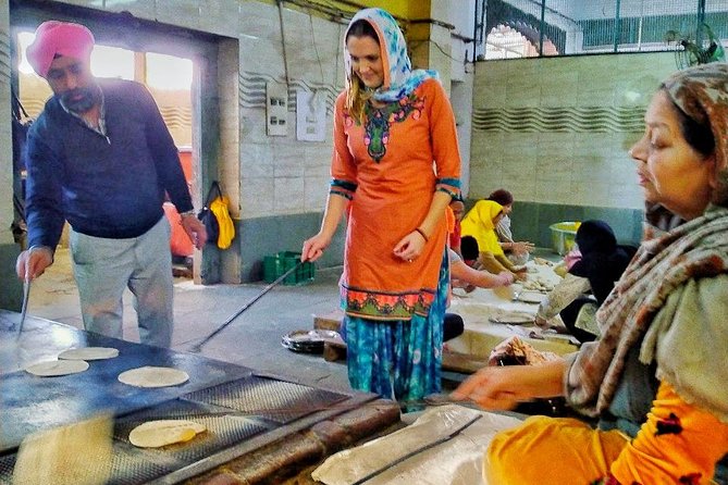 Old Delhi Food-Spice Market-Temples Tour Soon Featured on NETFLIX - Digambar Jain Temple: seeing another layer of faith up close