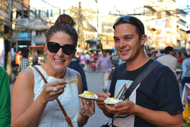 Old Delhi Street Food and Spice Market Tour - Jama Masjid area: street food choices beyond the vegetarian lane