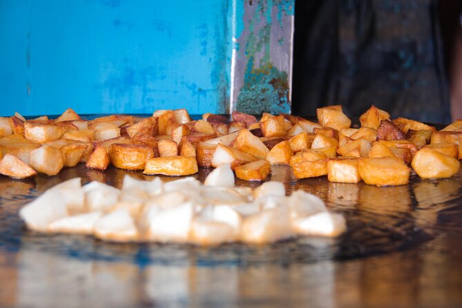 Old Delhi Street Food Tour - Jama Masjid area: landmark views and the last-taste finale