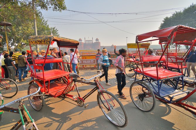Old Delhi Street Food Tour – Explore Spices in Chandni Chowk - Why Chandni Chowk and Khari Baoli fit a 4-hour food tour