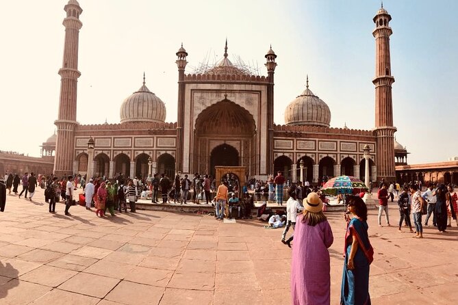 Old Delhi Street Food Tour – Explore Spices in Chandni Chowk - Chawri Bazaar start: jalebis and parathas to wake up your taste buds