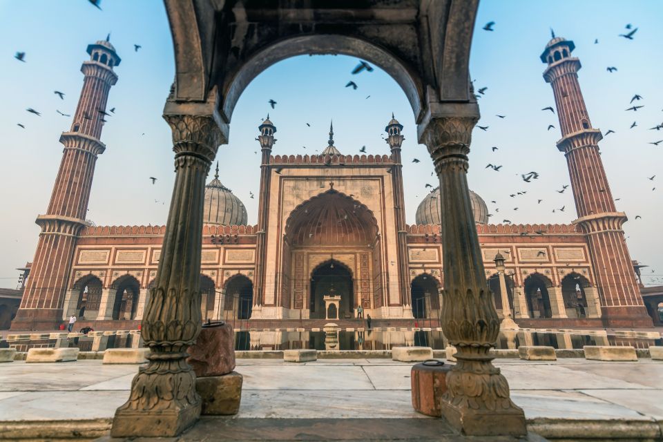 Old Delhi Temples and Spiritual Sites Private 6-Hour Tour - Lotus Temple: The White-Flower Icon That Changes the Mood
