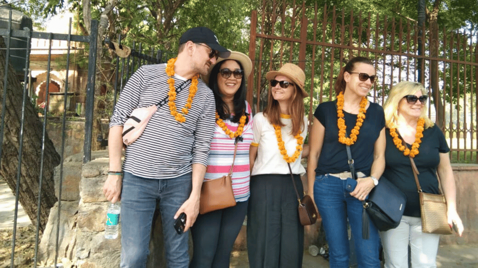 Old & New Delhi Guided City Tour: Half or Full Day Available - Humayun’s Tomb and Agrasen ki Baoli: Mughal scale and a stepwell mystery