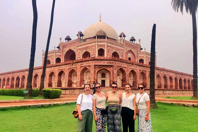 Old & New Delhi Private Tour - Half or Full Day (Rated Excellent) - Lotus Temple: Peaceful Architecture Stop (and the Monday Swap)