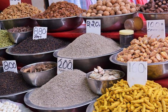 Private Full Day Shopping Tour in New Delhi - Connaught Place: a smart start point for souvenirs and first deals