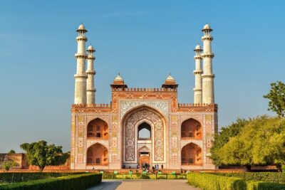 Private Golden Triangle Tour 3 Night/4 Days - All Inclusive - Day 1 in Delhi: mosques, Old Delhi ride, Akshardham, then Agra views
