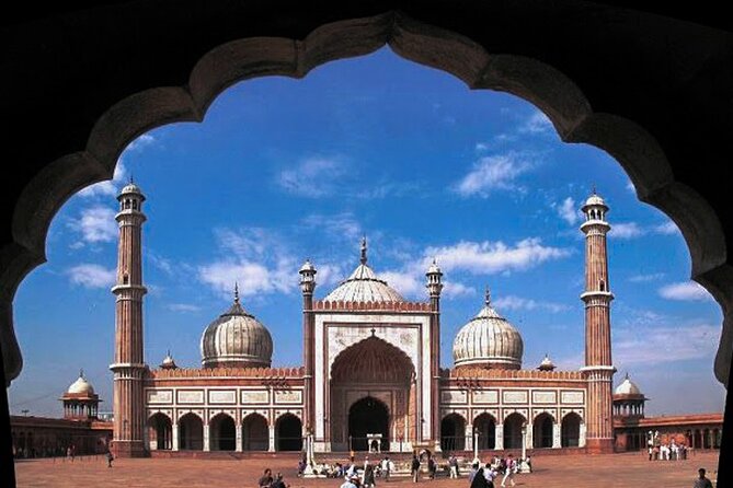 Private Golden Triangle Tour Delhi Agra Jaipur ( Top Rated ) - Delhi’s lineup: Qutub Minar, Lotus Temple, and the Old Delhi contrast