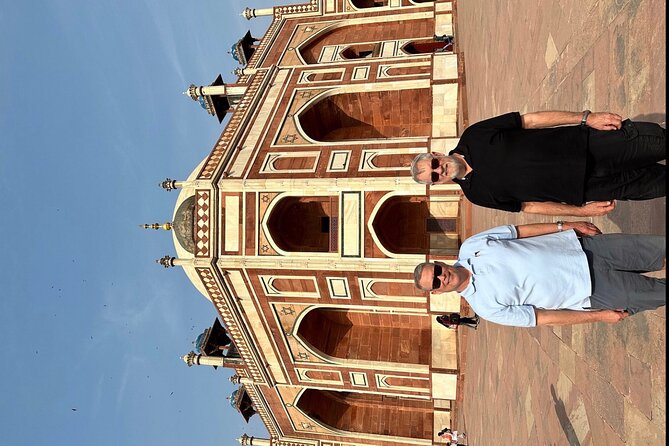 Private Half Day Delhi -City Tour including Entrance Fees - India Gate: your quick orientation to modern Delhi