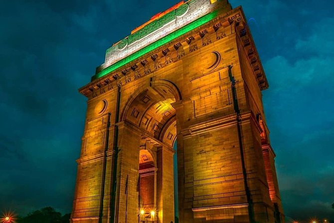 Private Half Day Delhi Tour - India Gate and Lutyens’ Delhi: classic monuments, smart orientation