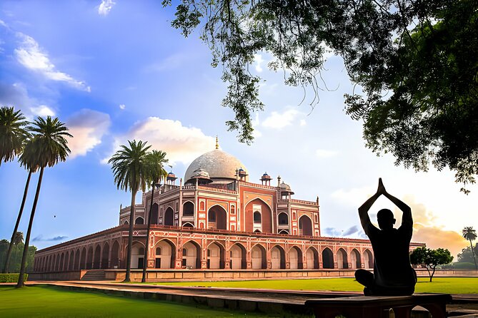 Private Luxury Full Day New and Old Delhi City Tour - New Delhi’s ceremonial zone: India Gate to the Parliament area