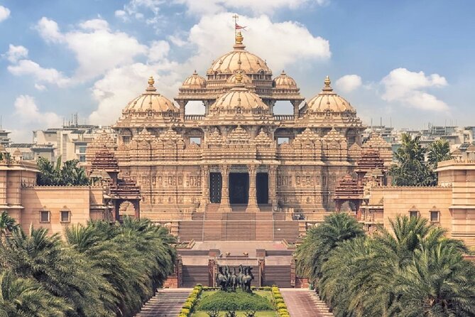 Private Old and New Delhi City Full Day or Half Day Tour - Getting Around: Private Car Comfort + Old Delhi Street Time
