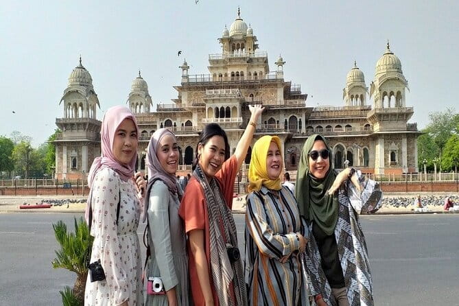Private Taj Mahal, Agra Fort & Baby Taj Tour from Delhi by Car - The guide makes or breaks the day: pacing, clarity, and photo help
