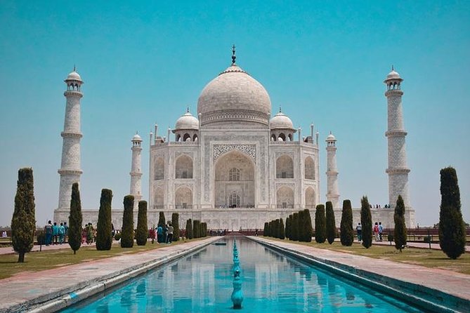Same Day Taj Mahal Tour by car - Lunch at DoubleTree by Hilton Agra: a comfort stop that keeps the schedule on track