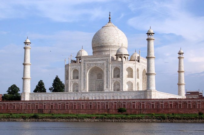 Same Day Taj Mahal Tour by car - Private car, real pickup, and a guide that meets you where you are