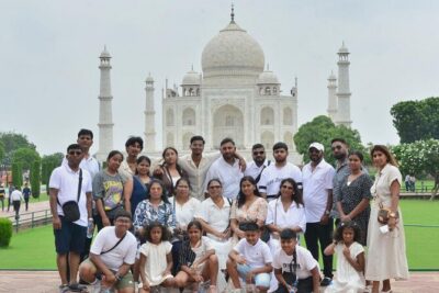 Sunrise Taj Mahal and Agra Day Tour From Delhi - All Inclusive - The Agra drive leg: a controlled start before the monuments