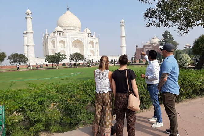 Taj Mahal, Agra Fort & Baby Taj Tour from Delhi - All Inclusive - Taj Mahal: making the most of your 3 hours (not just standing in lines)