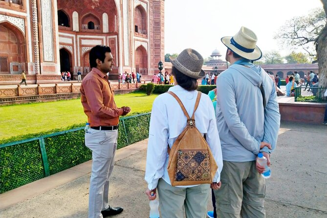 Taj Mahal, Agra Fort & Baby Taj Tour from Delhi by Car–Fast Entry - Getting in fast at the Taj Mahal (and using your time well)