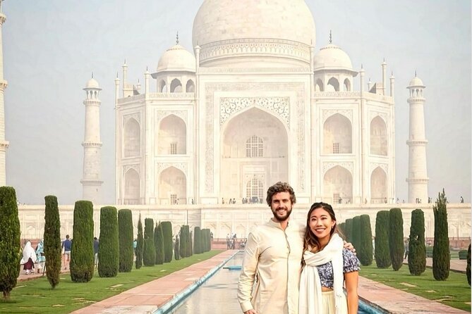 Taj Mahal Day Tour from Delhi by Car : BADGE OF EXCELLENCE TOUR - Agra Fort (1 Hour): A Faster Taste of UNESCO-Listed Fort Life