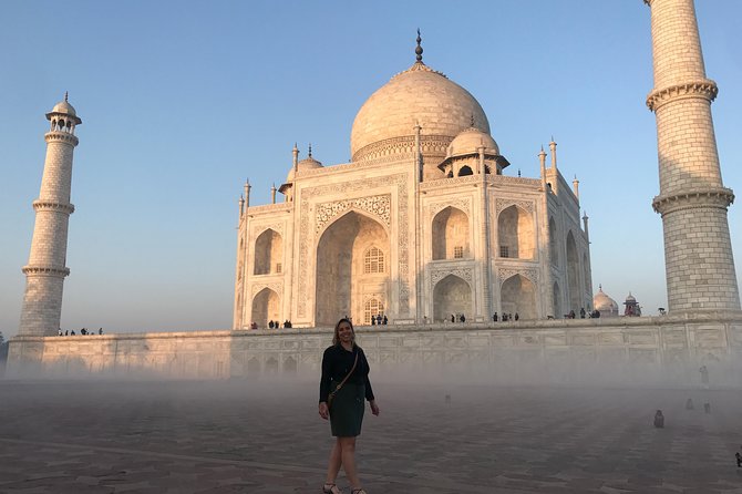 Taj Mahal skip the line luxury tour with guide - Sunrise Departure From Delhi: The 3:00AM Reality