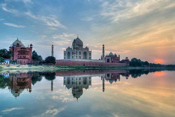 Taj Mahal Sunrise Tour - Agra Fort: swapping postcard views for Mughal power
