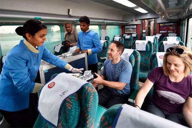 "Taj Mahal" Tour from Delhi by India's Fastest Train (Gatiman Express) - Pickup in Noida/Delhi/Gurugram and the Delhi Station Connection
