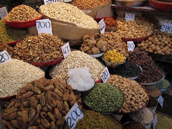 The Great Indian Food Tour: Old Delhi Food and Heritage Walk - Chawri Bazaar: Traditional Breakfast or Evening Snacks