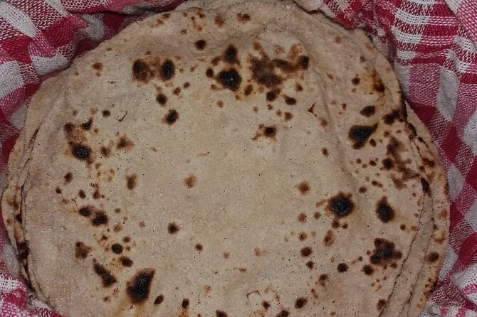 Veg and Non veg : Private Cooking Class in Delhi home (7 meal) - Who This Cooking Class Is Perfect For (and Who Might Skip)